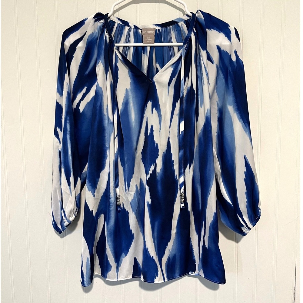 Chico's Blouse Womens 00 XS Blue Abstract Ikat Tie Neck 3/4 Sleeve office wear